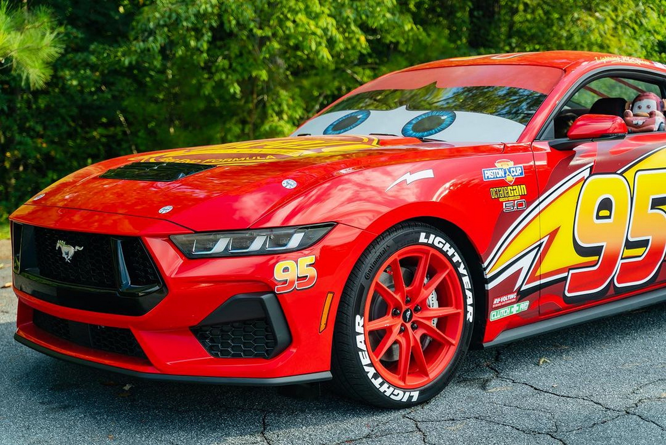 2024 Ford Mustang - Lighting McQueen Atlanta (4)