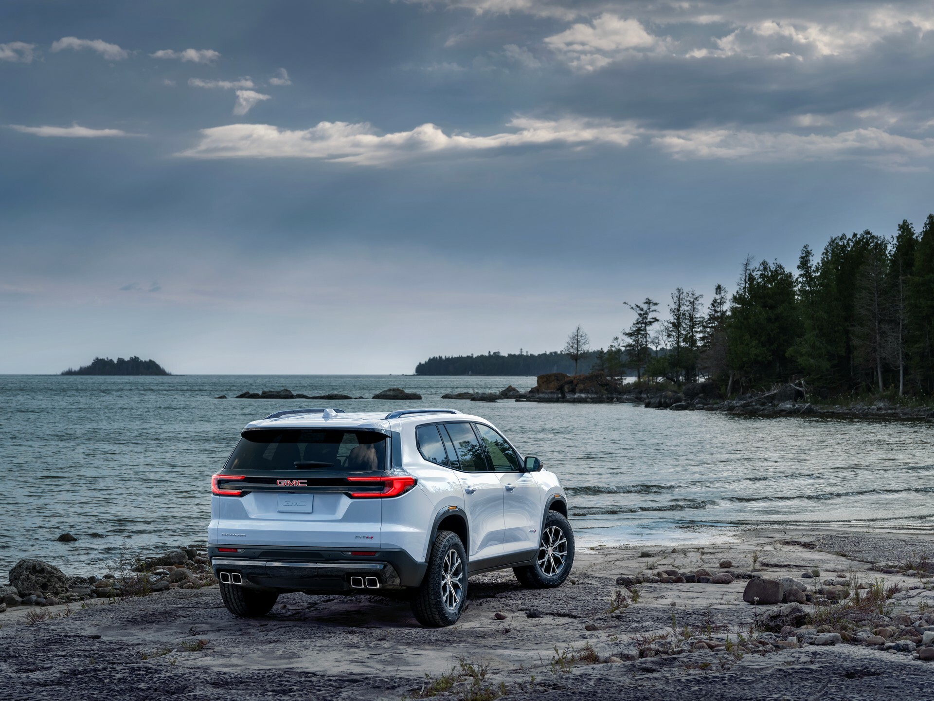 2024 GMC Acadia 911 4