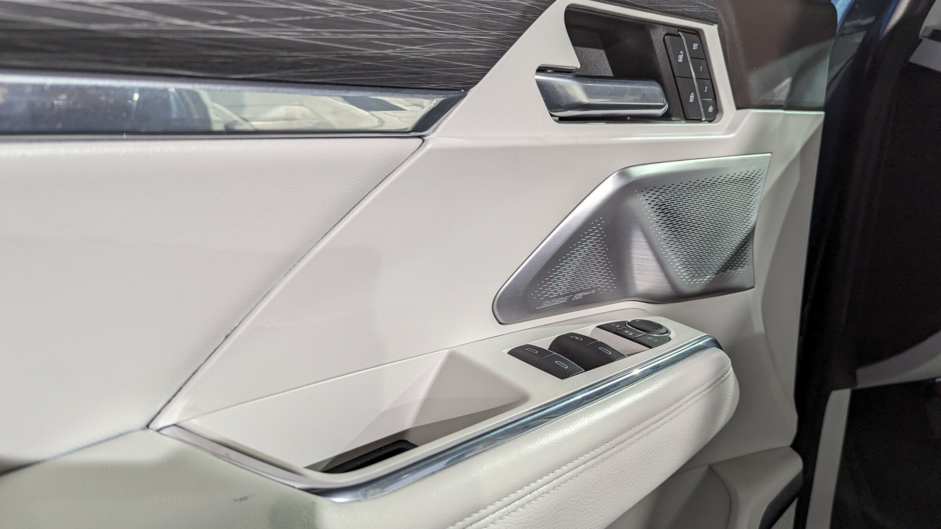 2024 GMC Acadia Denali MG CarScoops 911 23