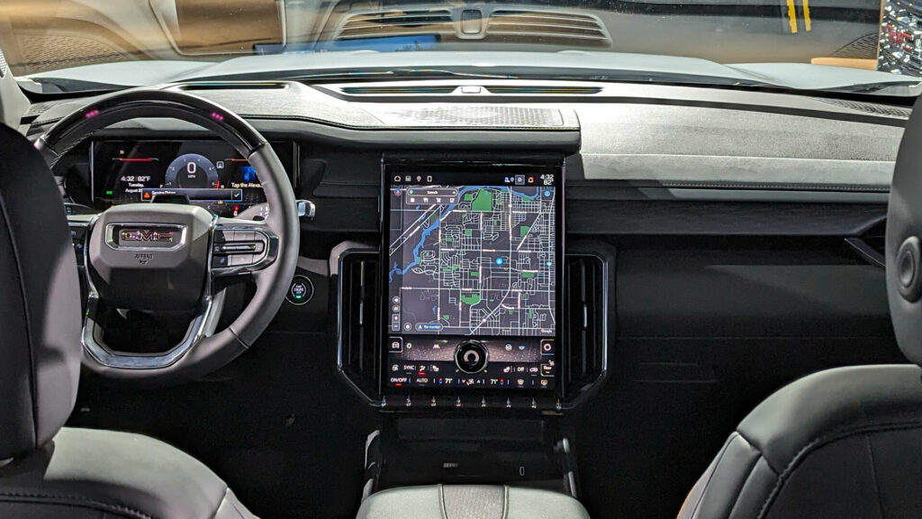  Future GMC Models To Have Distinctive Interiors That Distance Them From Chevrolet