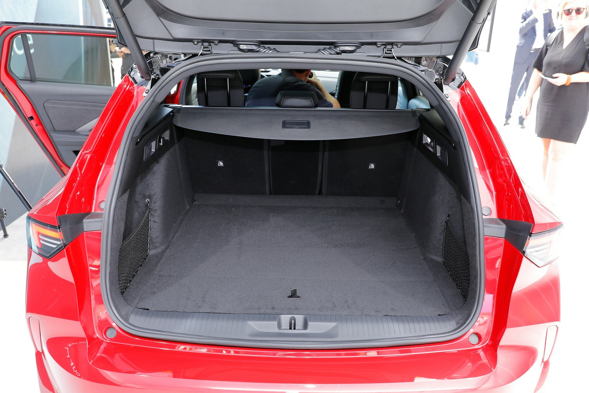  2024 Opel Astra Sports Tourer Electric Debuts In Munich As German Order Bildidee 