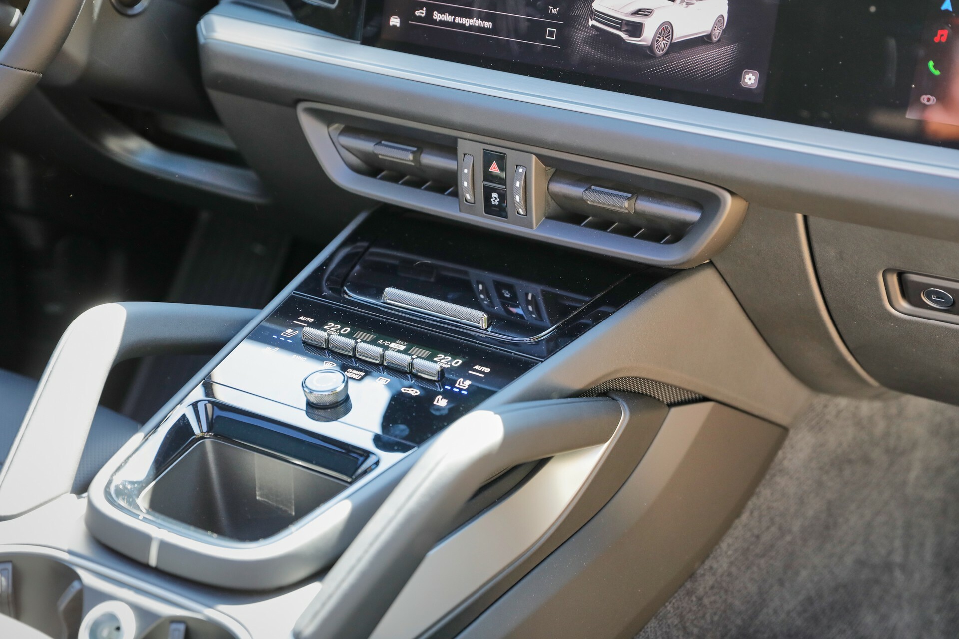 2024 Porsche Cayenne Turbo E-Hybrid - 14