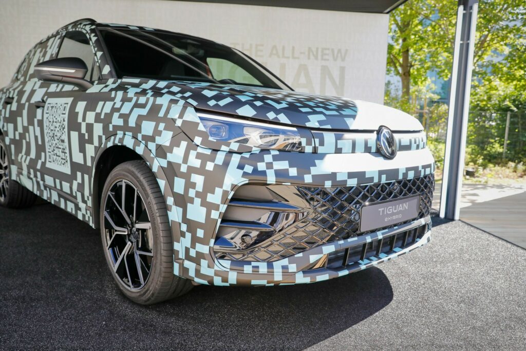 Camouflaged VW Tiguan Shows Up In Munich, Pretends We Haven't Already Seen  It Undisguised