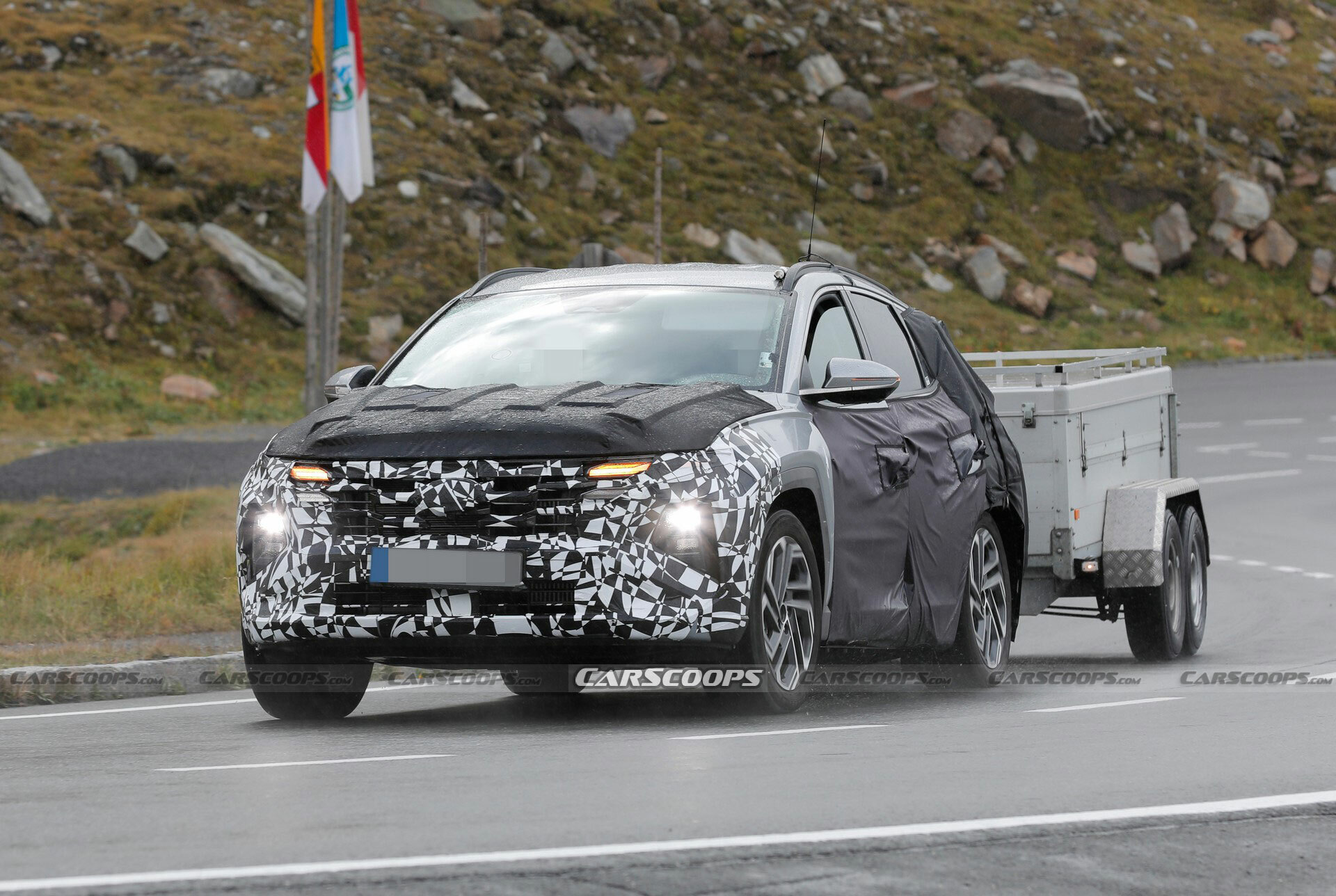 2025 Hyundai Tucson Shows Off New Grille And Updated Lighting Units