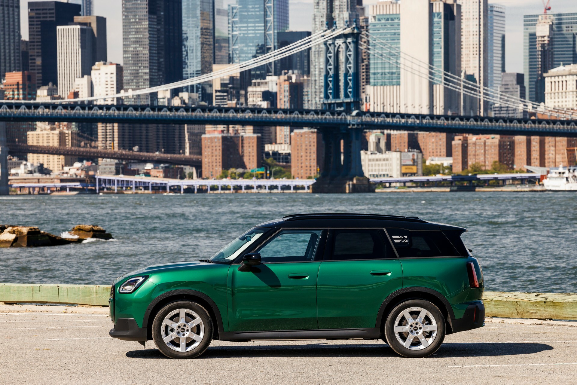 2025 MINI Countryman Electric Makes U.S. Debut, Confirmed For Fall 2024