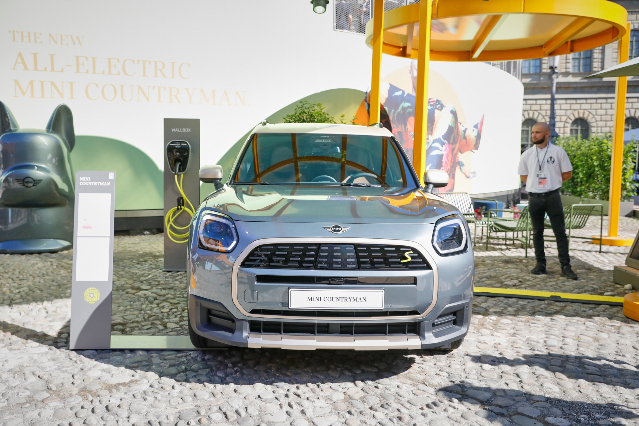 2025 Mini Countryman Debuts With A Larger Body And Up To 308 HP Of
