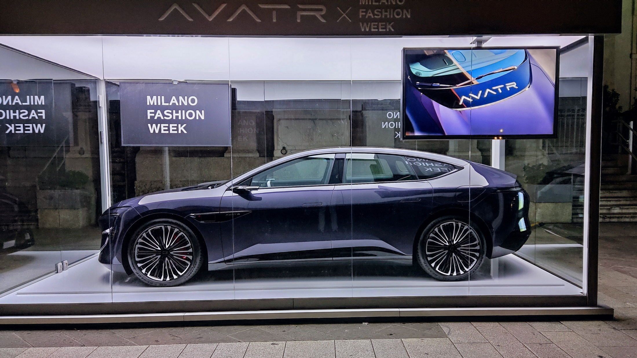 Avatr 12 in Milan (4)