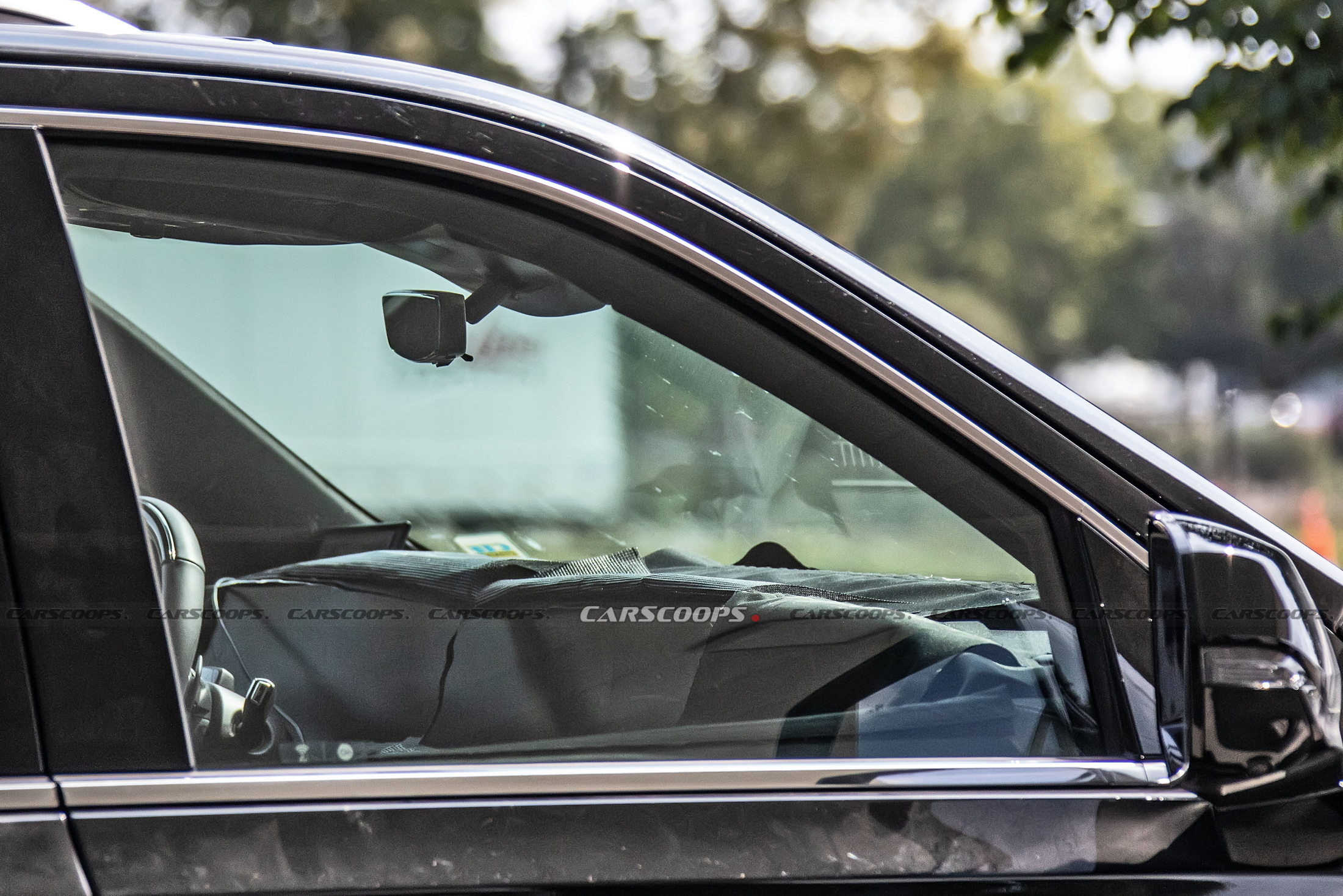 2025 Cadillac Escalade Spied With New Interior From The Electric