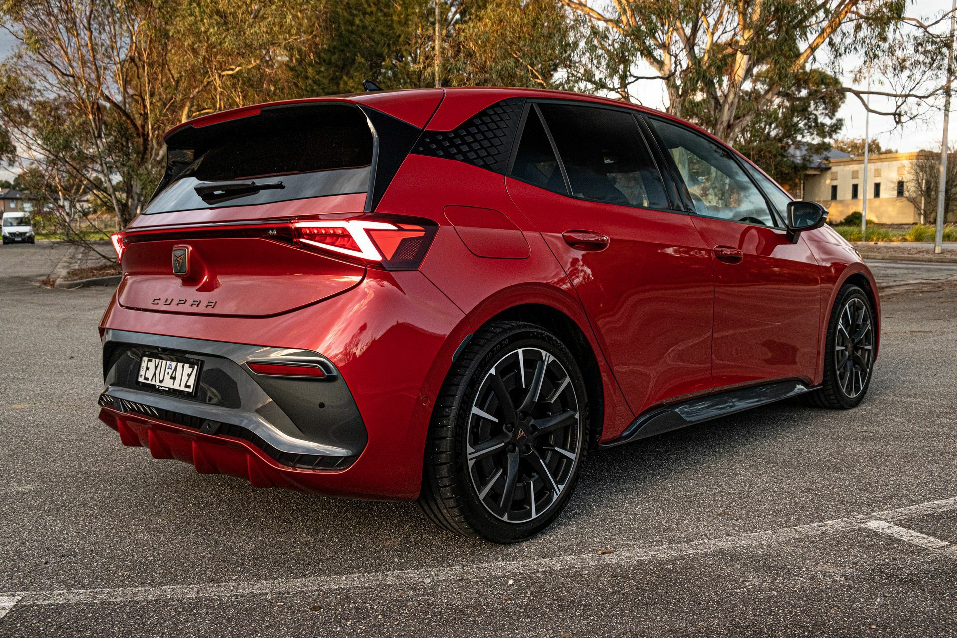 Cupra Born - 14