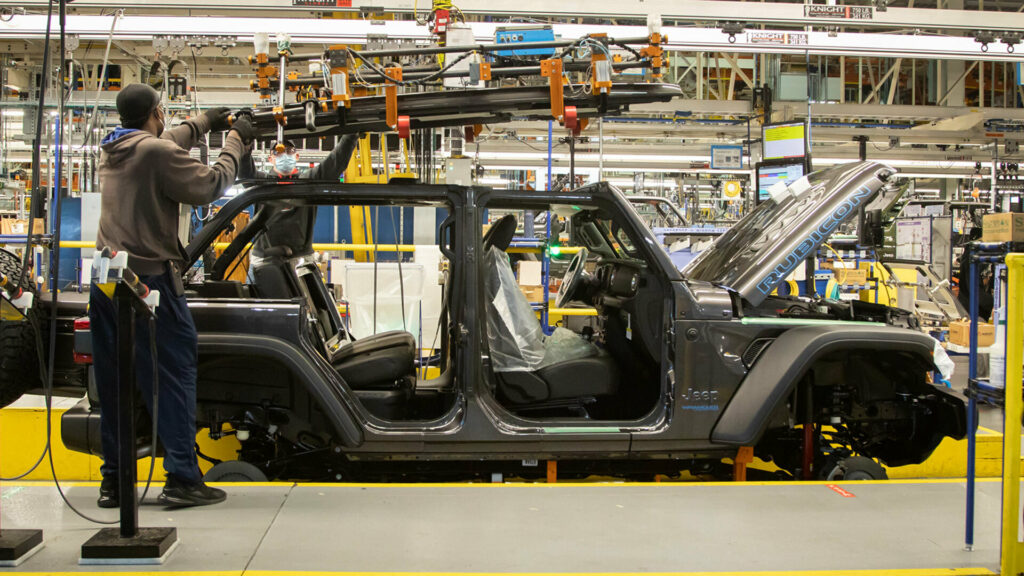  Stellantis Makes Offer To UAW As Possible Strike Looms