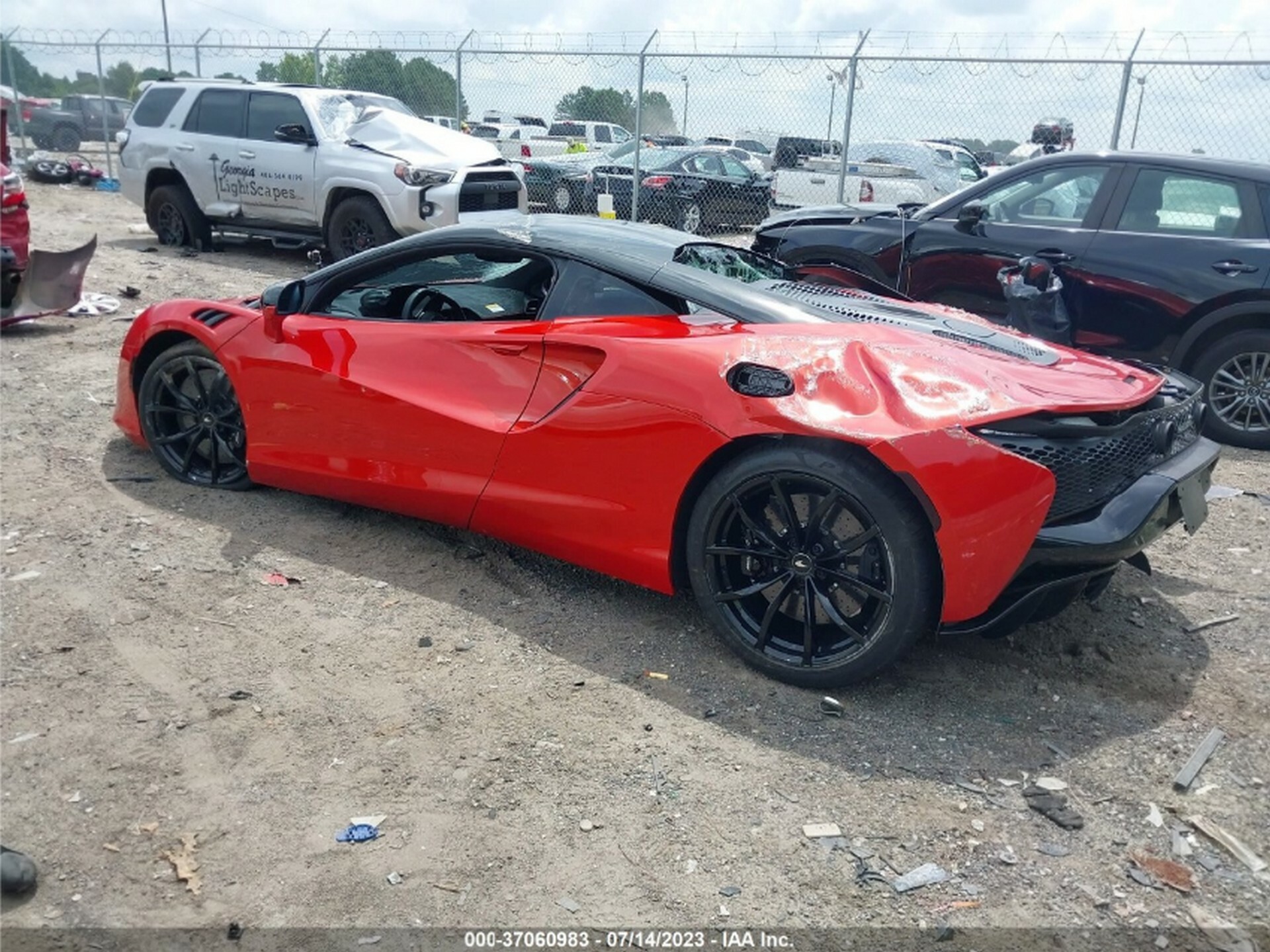 McLaren Artura 3