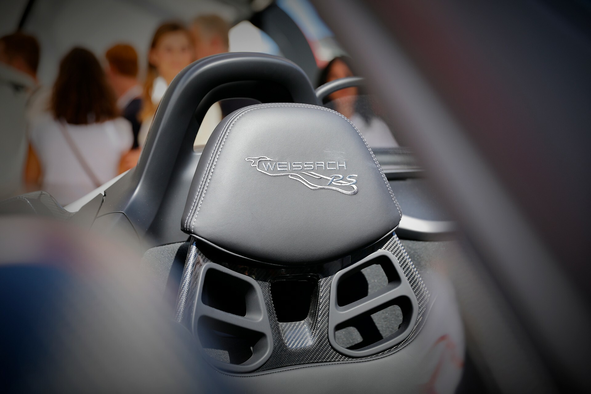 Porsche 718 Spyder RS CarScoops 908 11