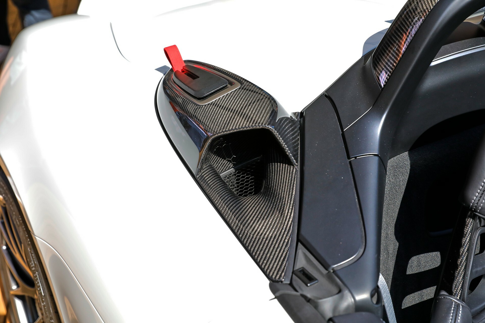 Porsche 718 Spyder RS CarScoops 908 9