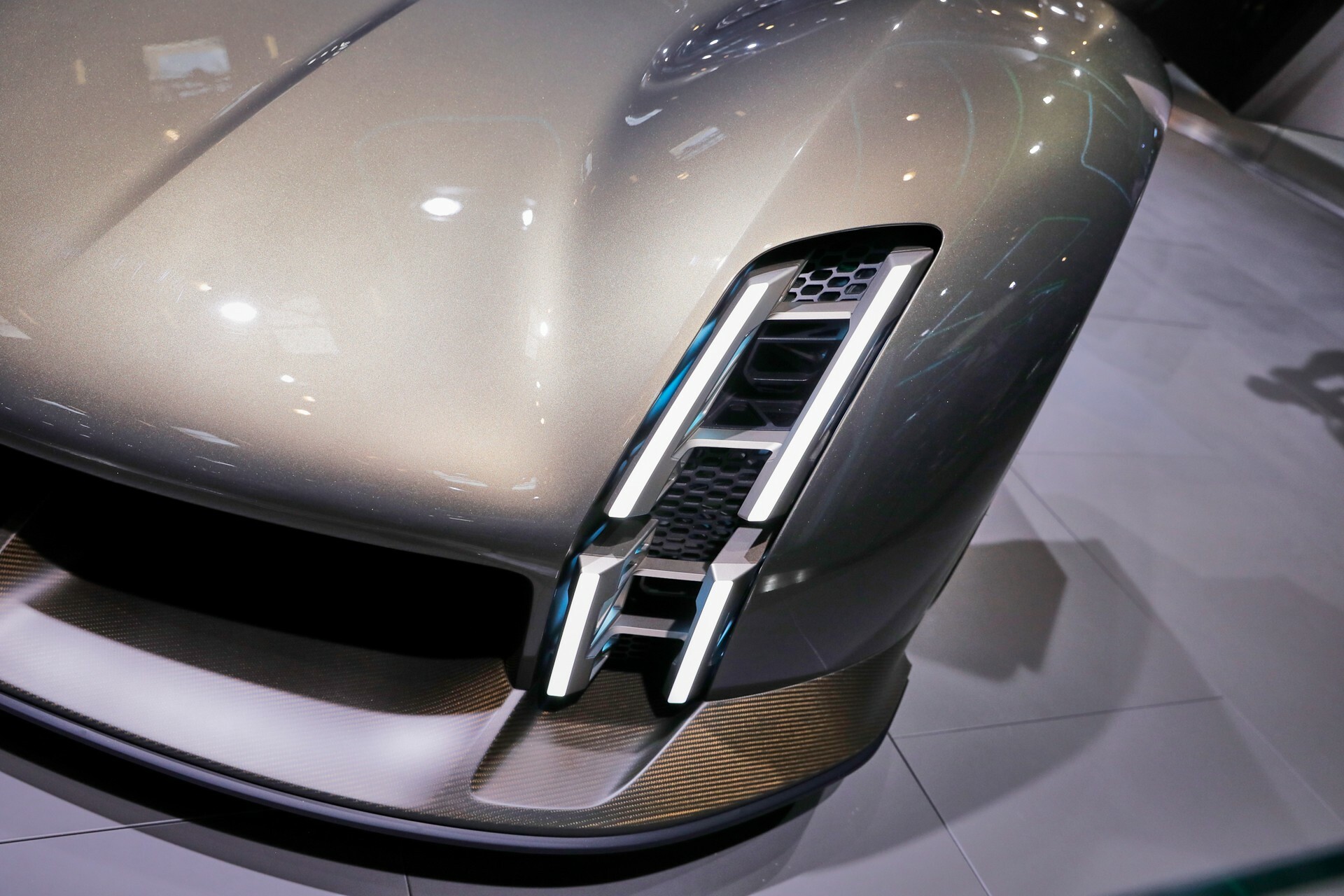 Porsche Mission X Munich CarScoops 908 13