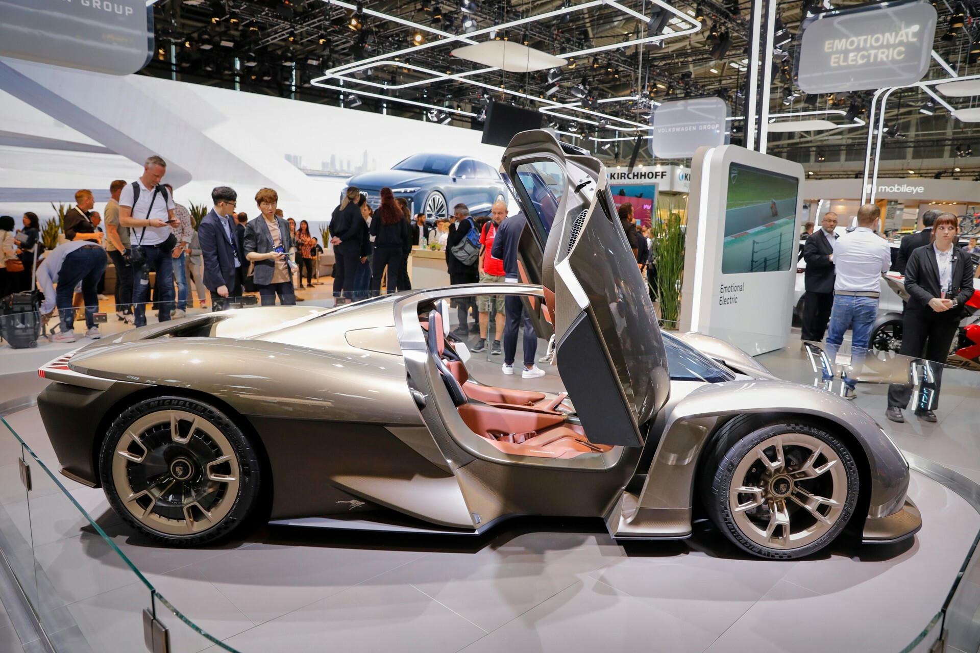Porsche Mission X Munich CarScoops 908 5