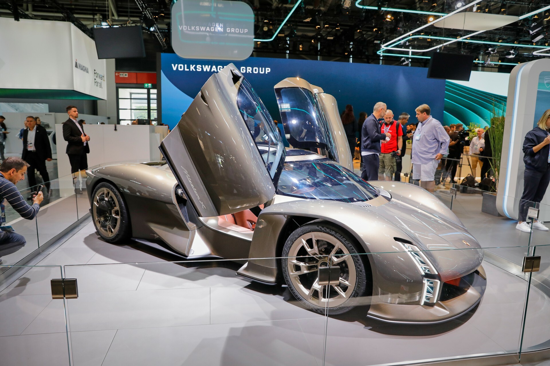 Porsche Mission X Munich CarScoops 908 6