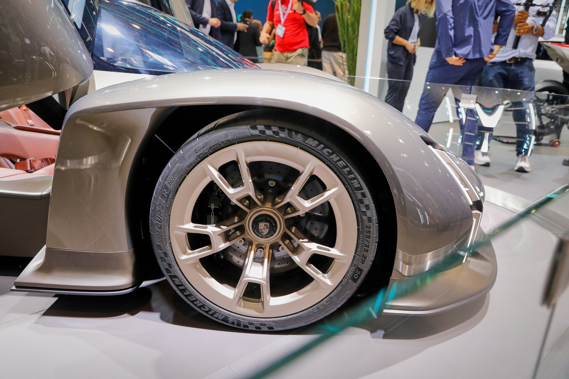 Porsche Mission X Munich CarScoops 908 7