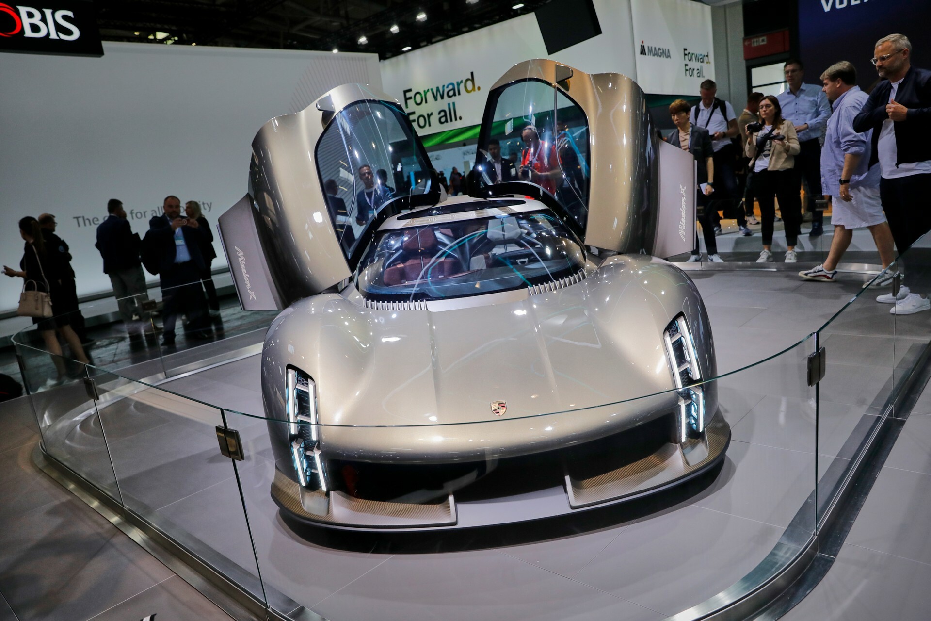 Porsche Mission X Munich CarScoops 908 9