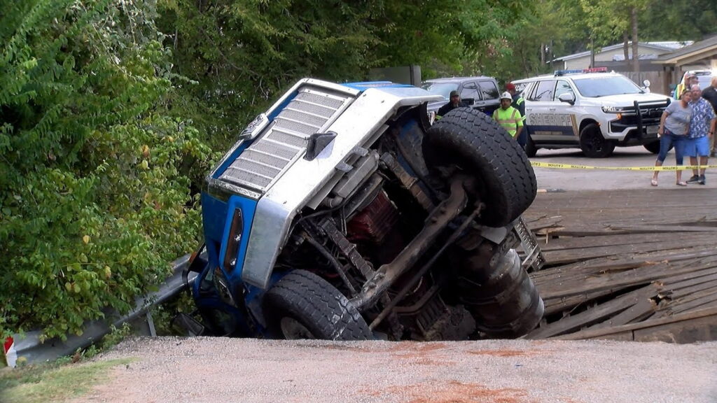  Concrete Truck Crushes Through Wooden Bridge With 4-Ton Weight Limit