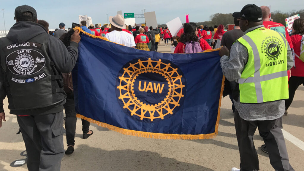  Detroit’s Big Three Lay Off 270 More UAW Members