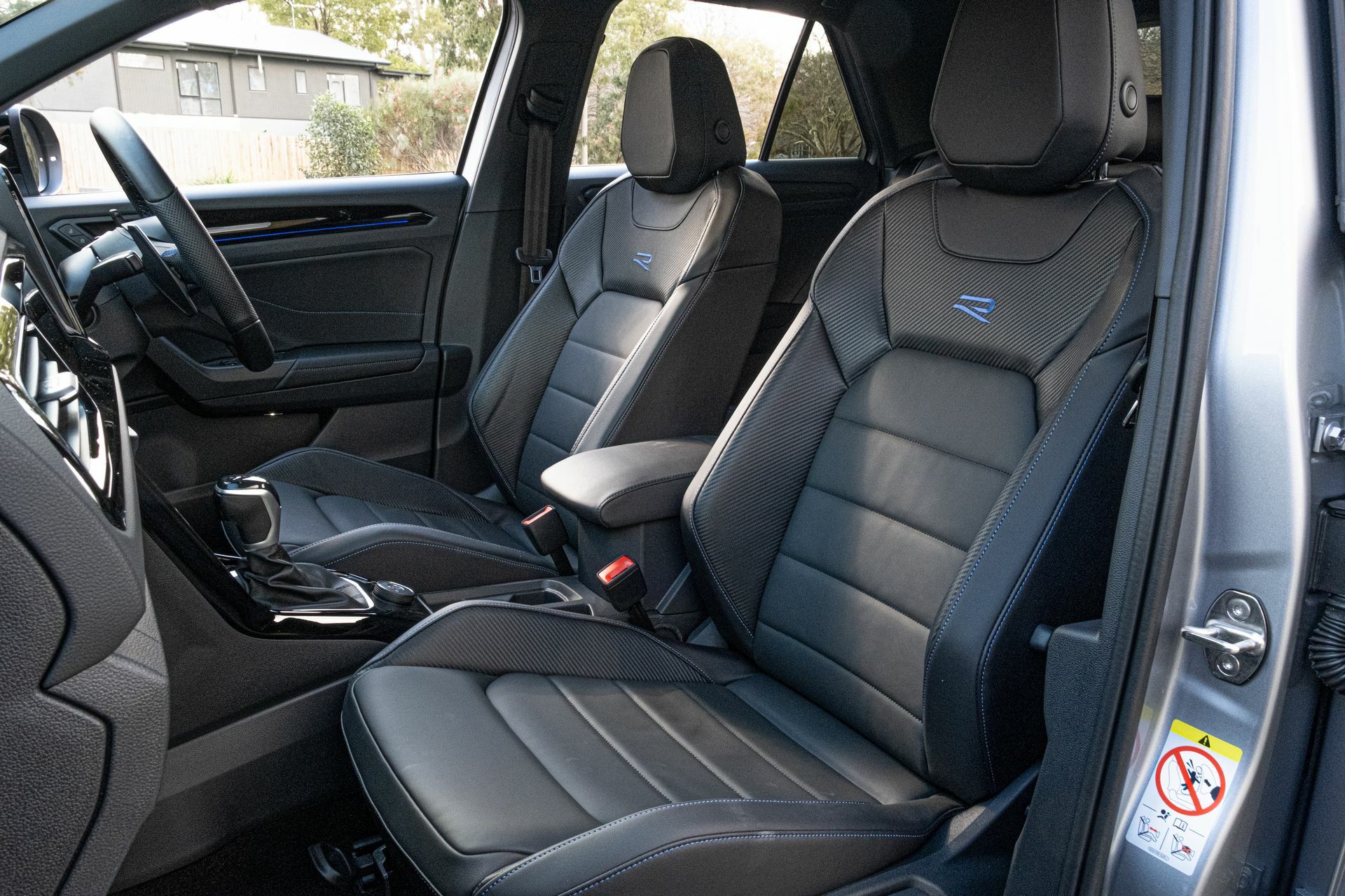 VW T-Roc R - 37