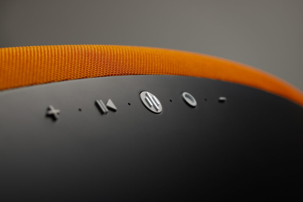 Bowers & Wilkins Zeppelin McLaren Edition Speaker