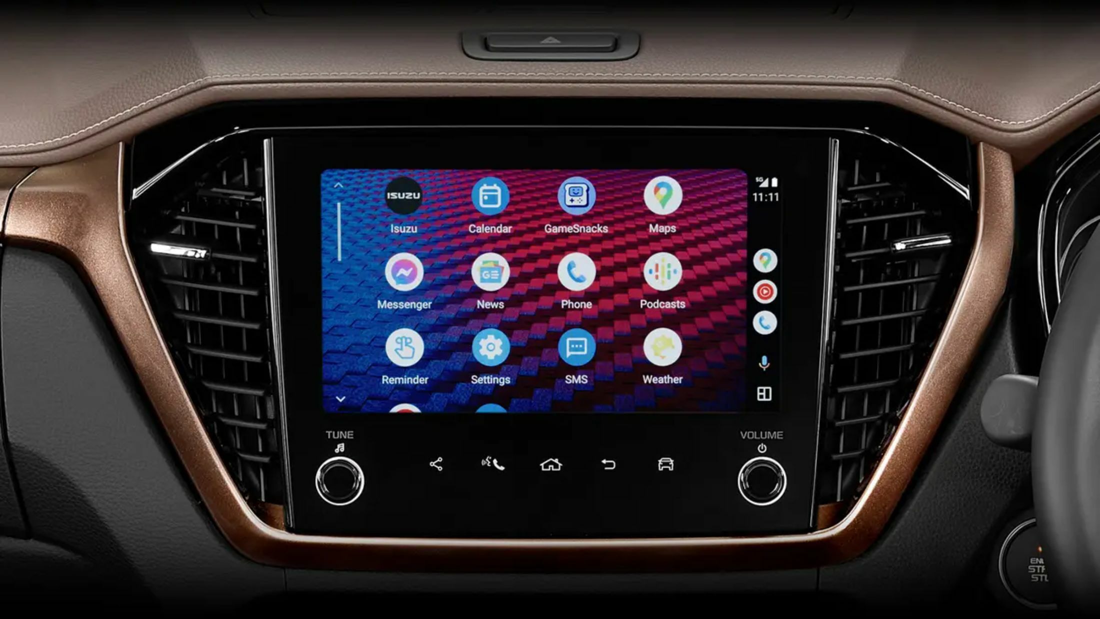 2024 Isuzu D-Max V-Cross Interior (3)