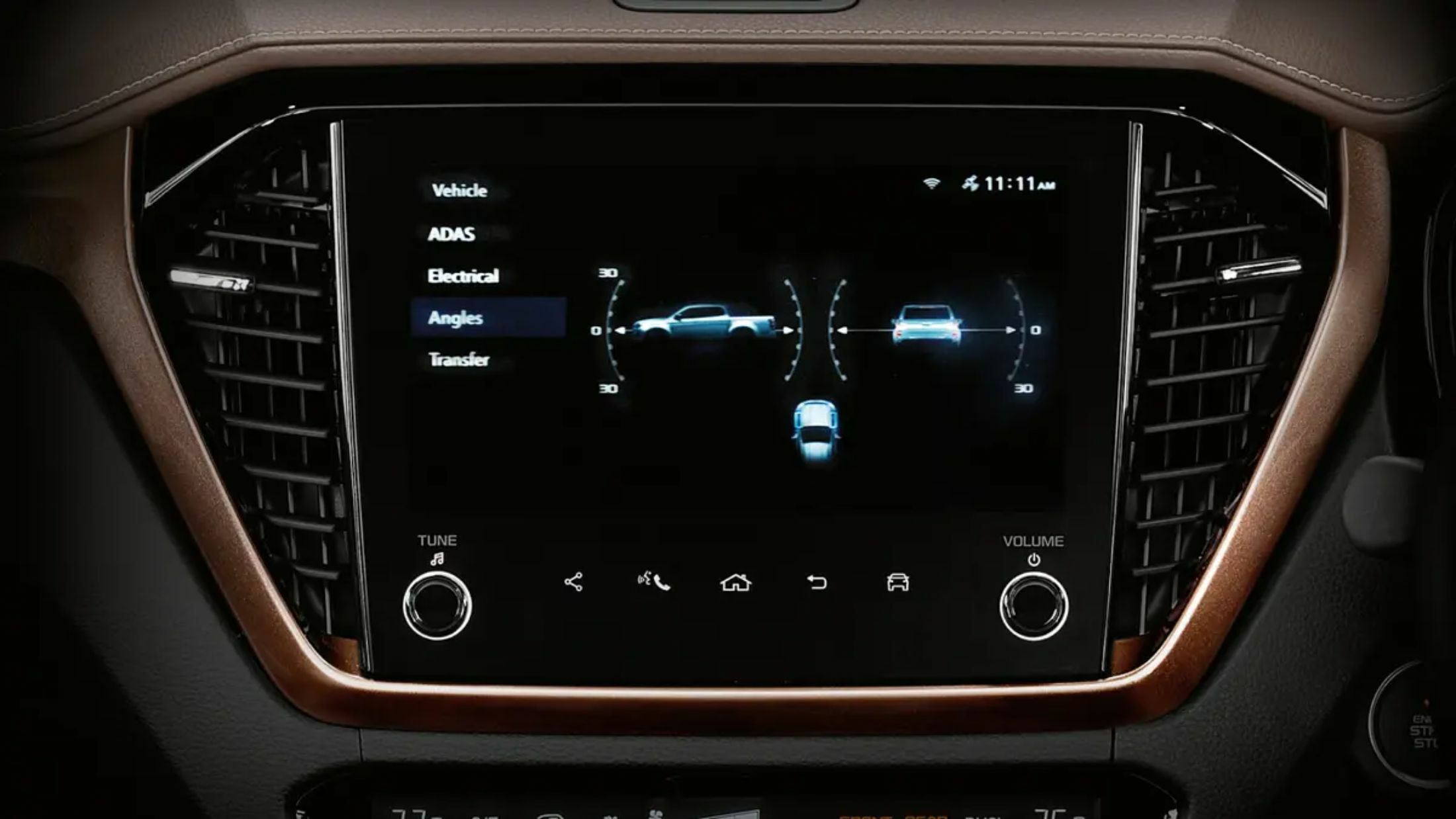 2024 Isuzu D-Max V-Cross Interior (4)