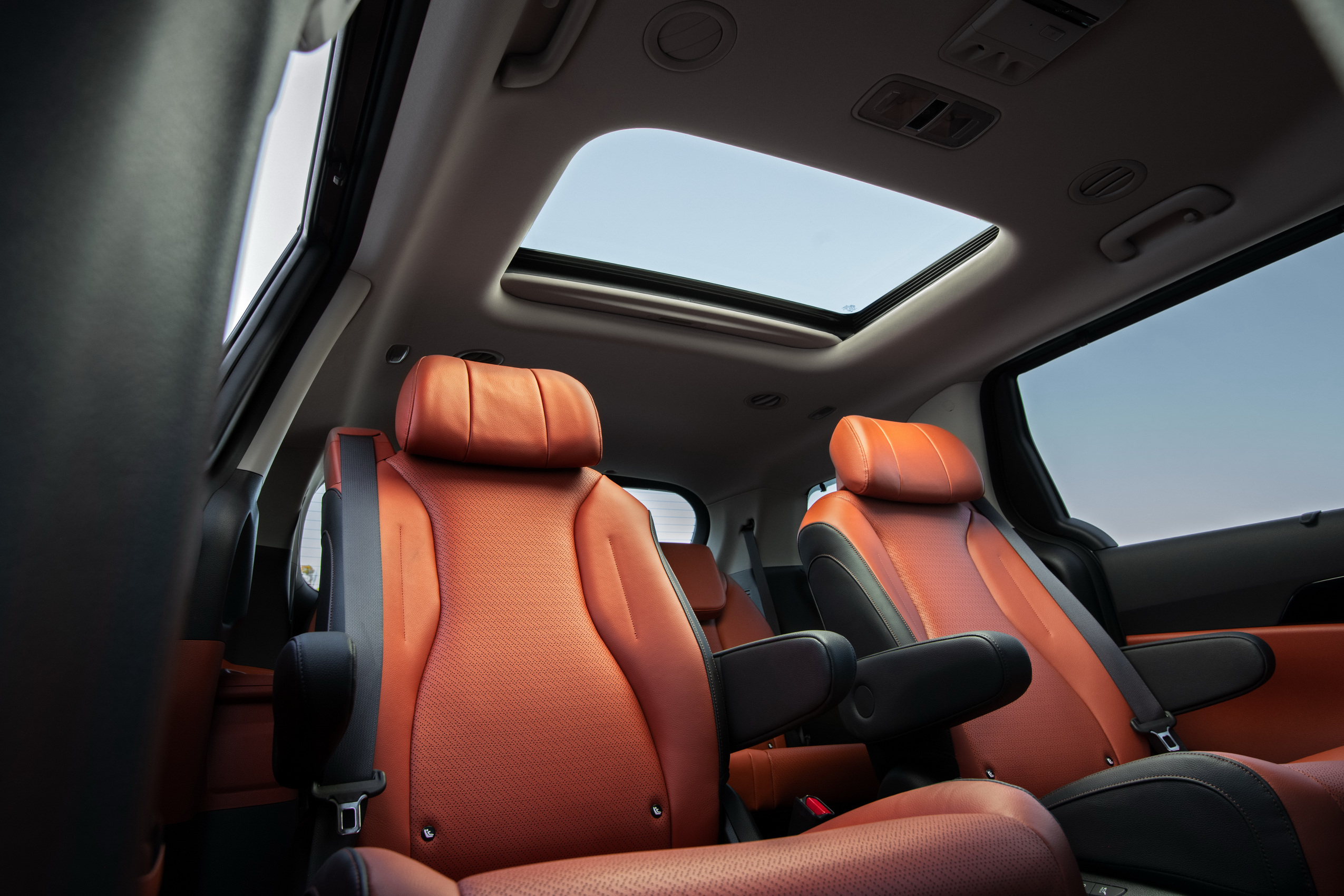 2024 Kia Carnival 10 Interior