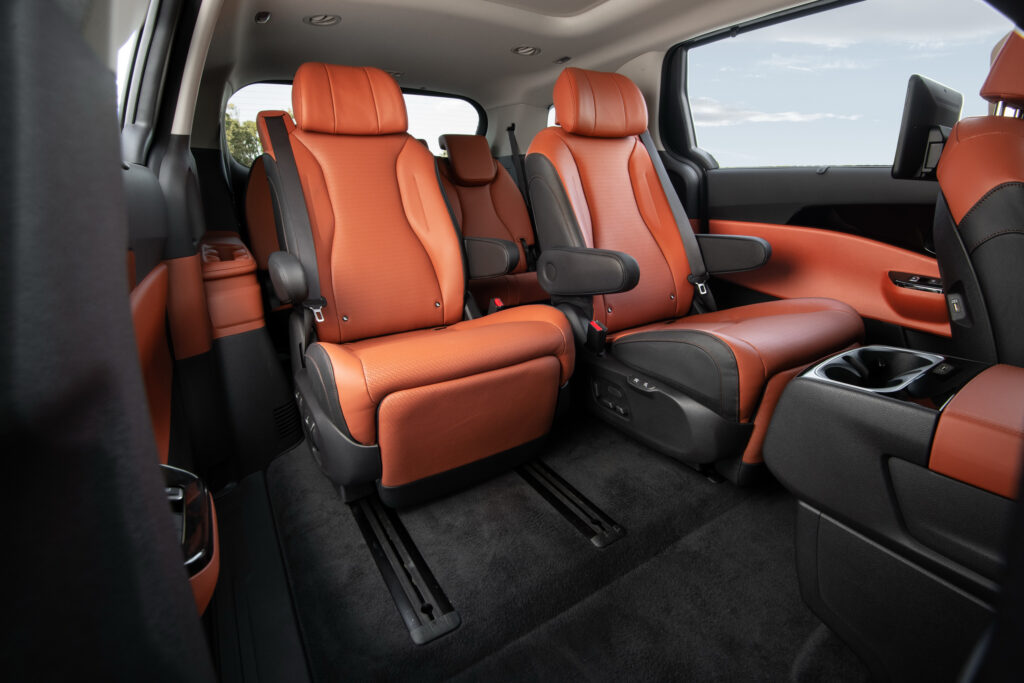 2024 Kia Carnival Review: A Minivan That’s Not Afraid To Have Some Fun ...