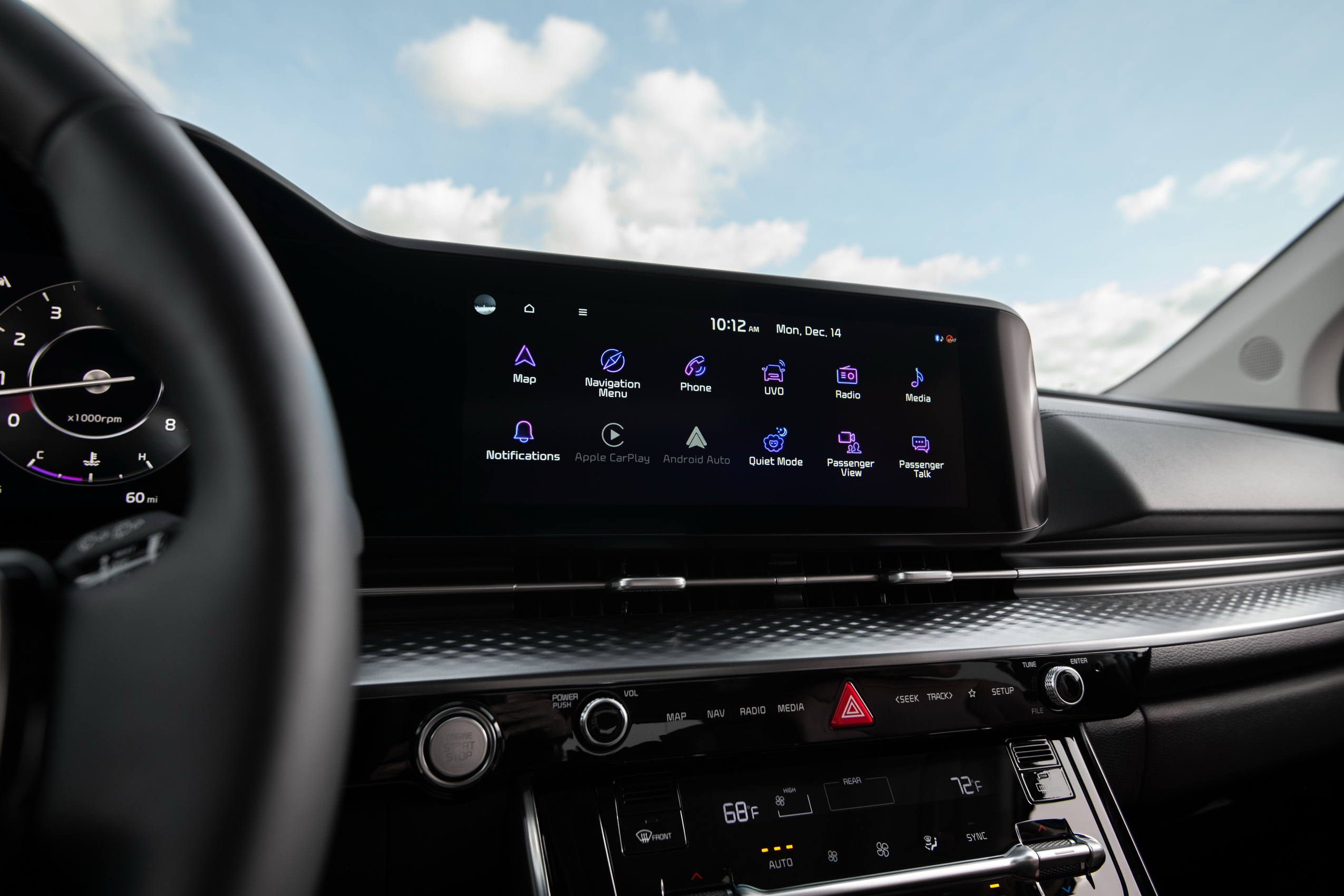 2024 Kia Carnival 18 Interior