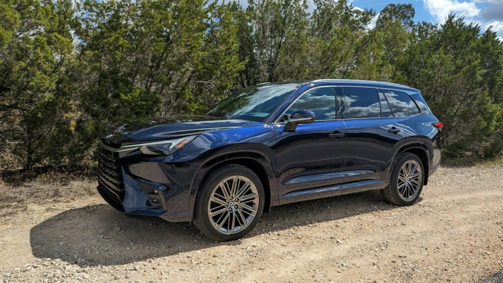 2024 Lexus TX 550h+ Plug-In Hybrid