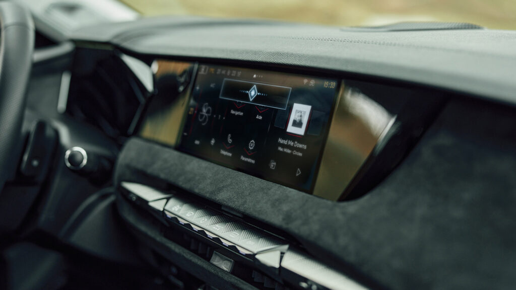  DS Owners Will Be Able To Chat With Their Cars Thanks To ChatGPT