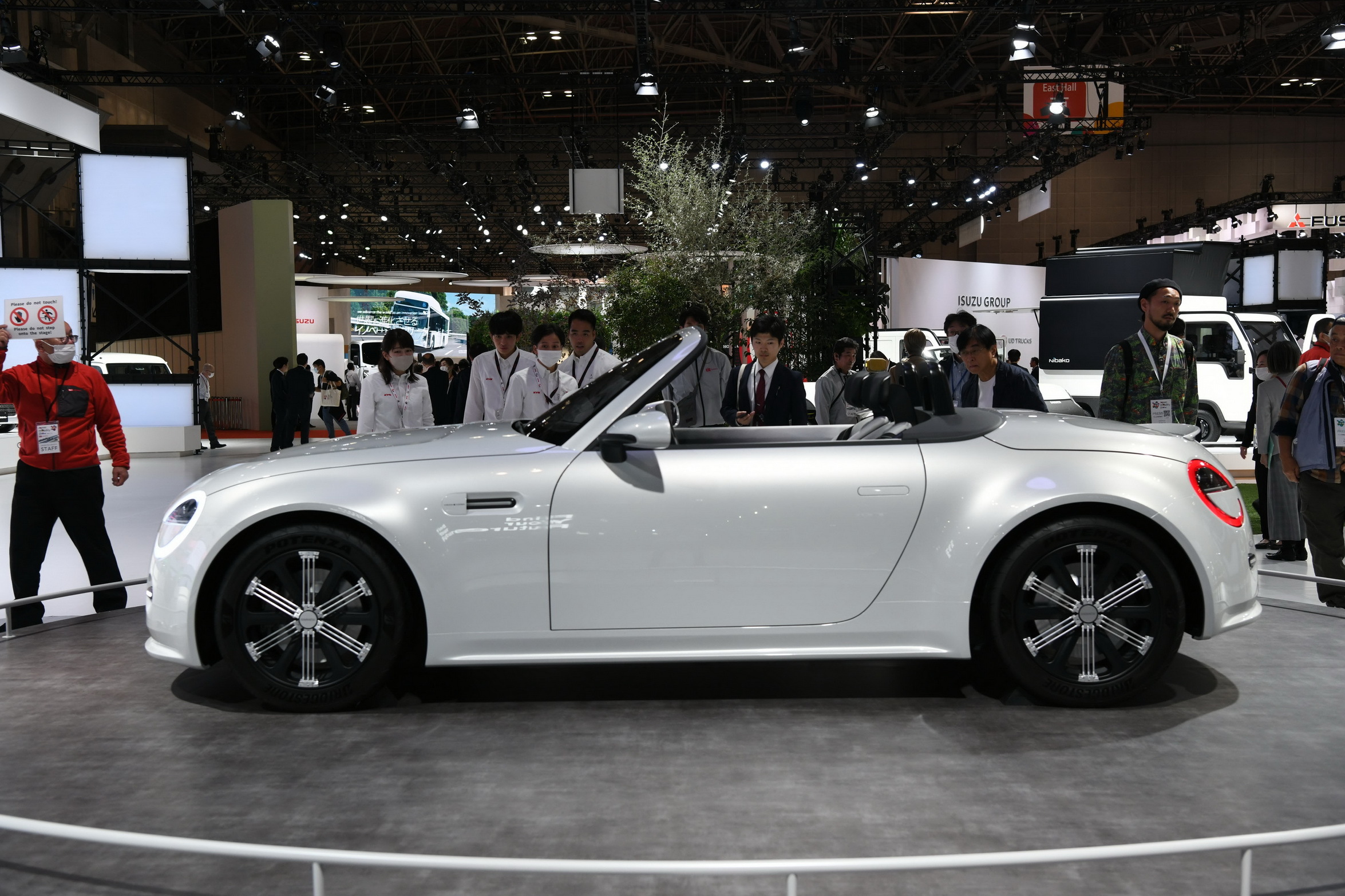Daihatsu To Host A Funeral For Its Copen Roadster Before Killing It