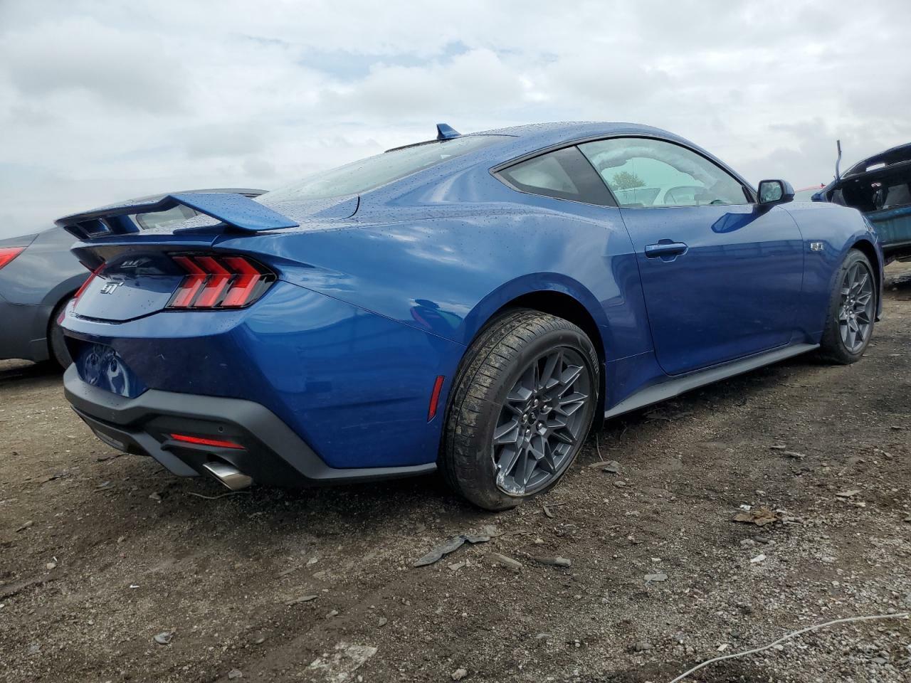 Ford Mustang 3
