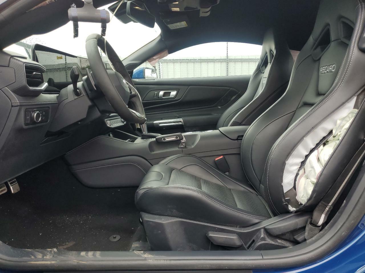 Ford Mustang 7