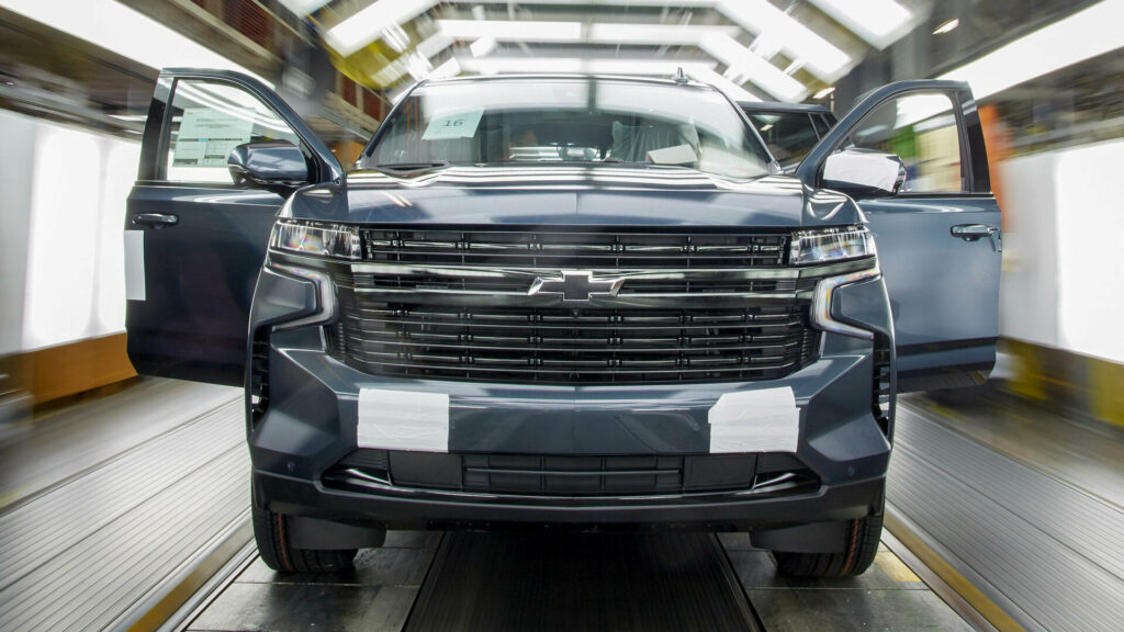  UAW Hits GM Hard: Strikes At Chevy Tahoe And Cadillac Escalade Plant