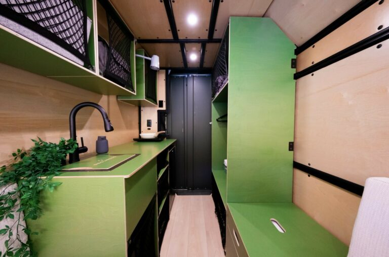 Grounded G2 Debuts As BrightDrop-Based Electric RV With 250+ Mile Range ...