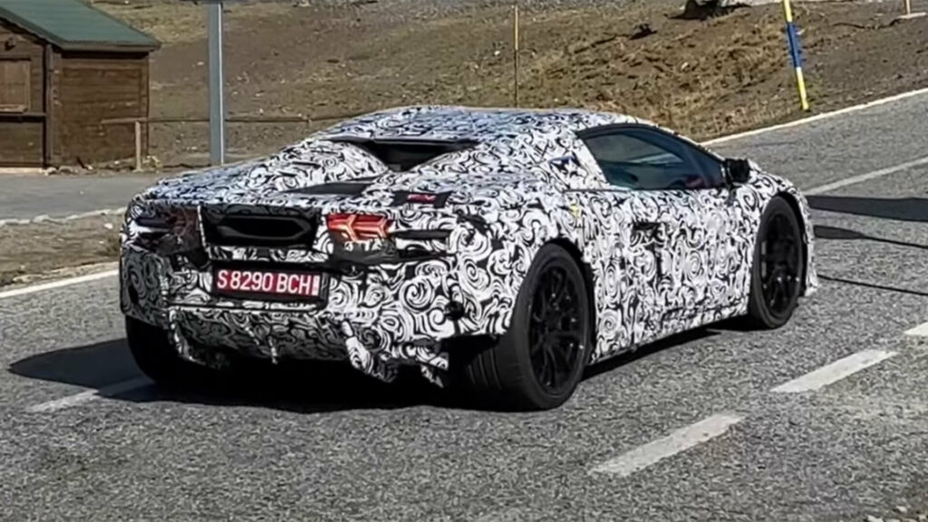  Lamborghini Huracan’s Hybrid Successor Shows Off Silent EV Mode On Video