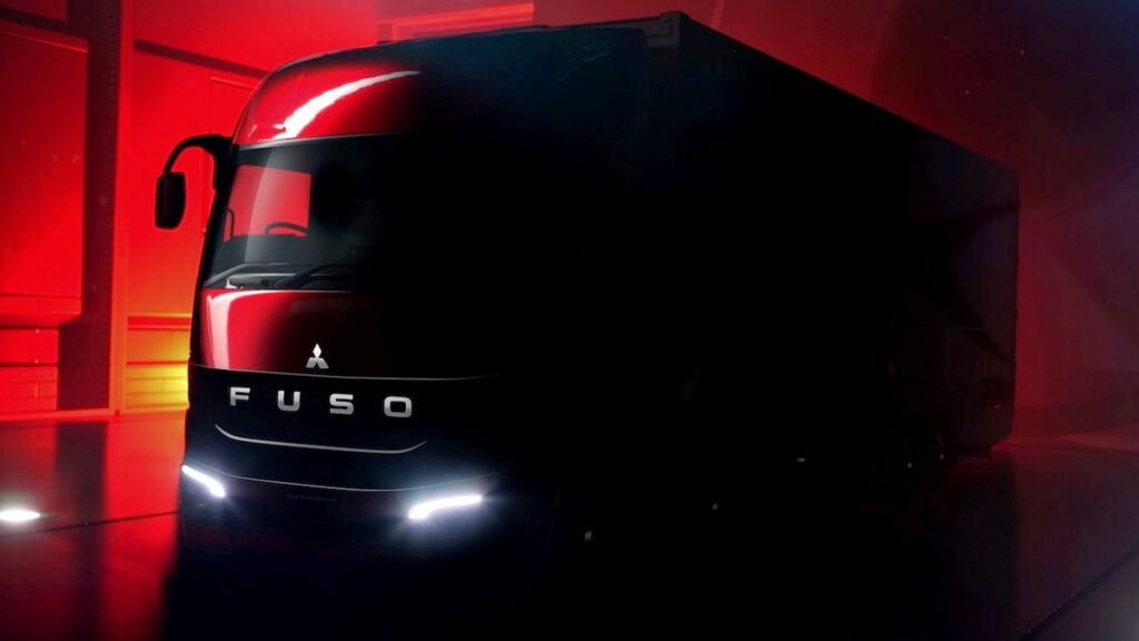  Mitsubishi Fuso Teases New Heavy-Duty Truck With Futuristic Styling