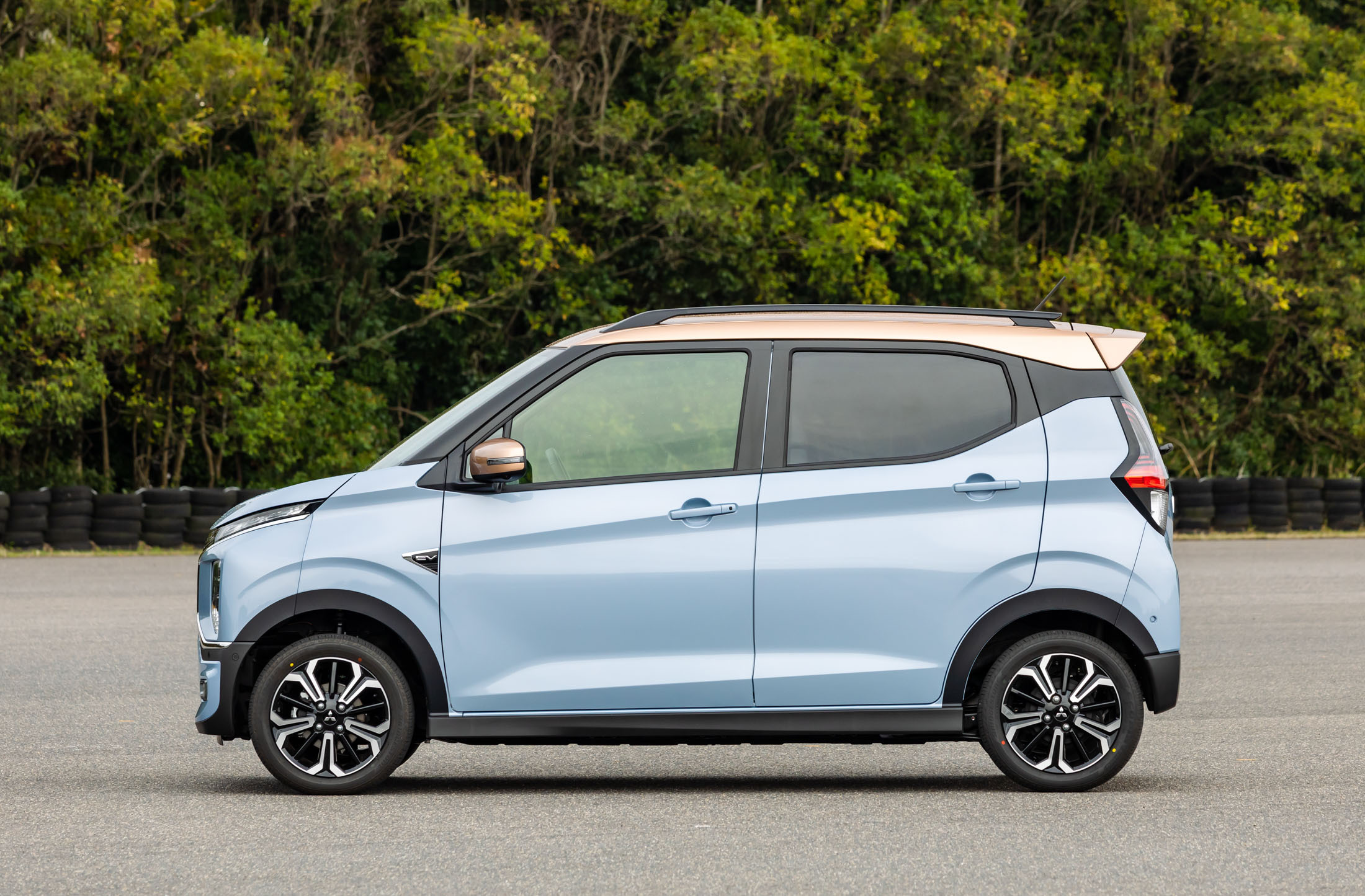 Mitsubishi eK X 00002