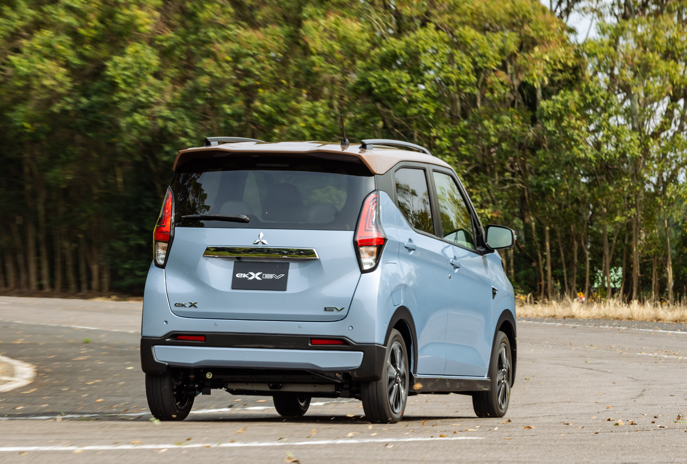 Mitsubishi eK X 00009