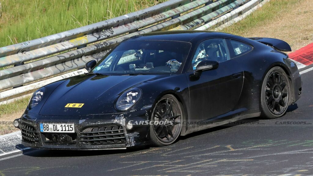  Porsche Execs Drop Big Electrified 911 Details, Hybrid Coming Around 2025