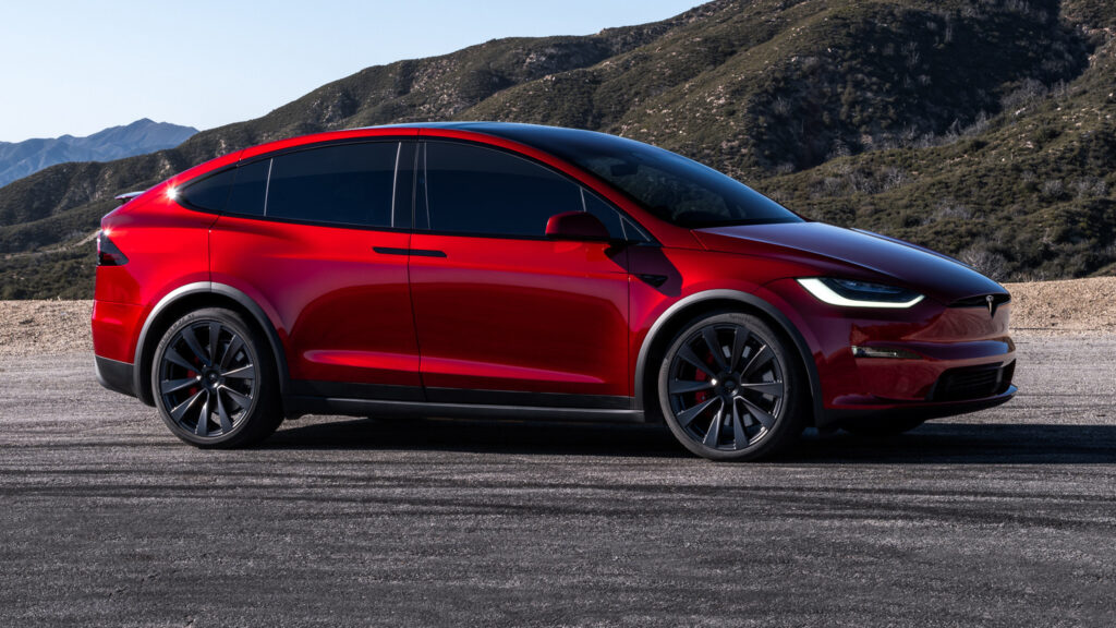  Tesla Model X Plaid Hit With $5,000 Price Hike In The U.S.