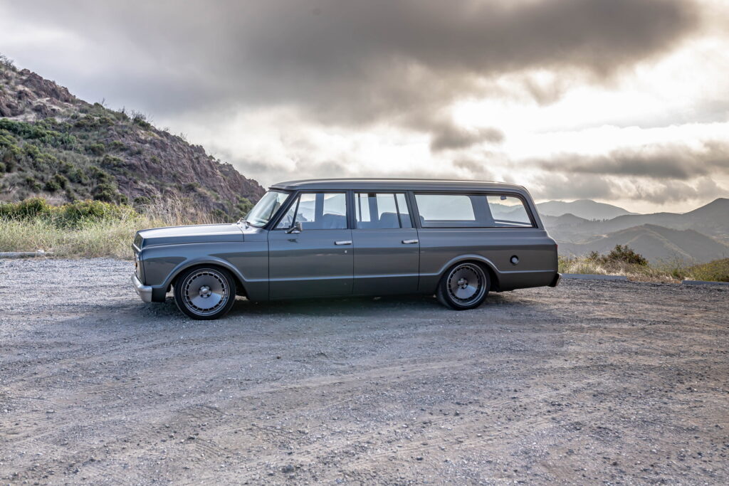 Icon's 1970 Suburban is a 1000-hp highway hauler - Hagerty Media