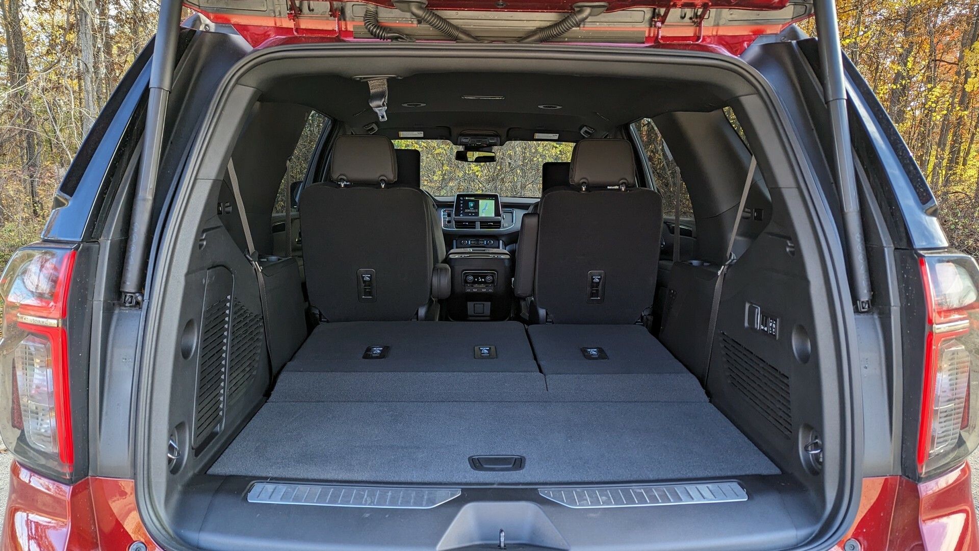2023 Chevrolet Tahoe RST Performance Edition MG CarScoops 1105 211