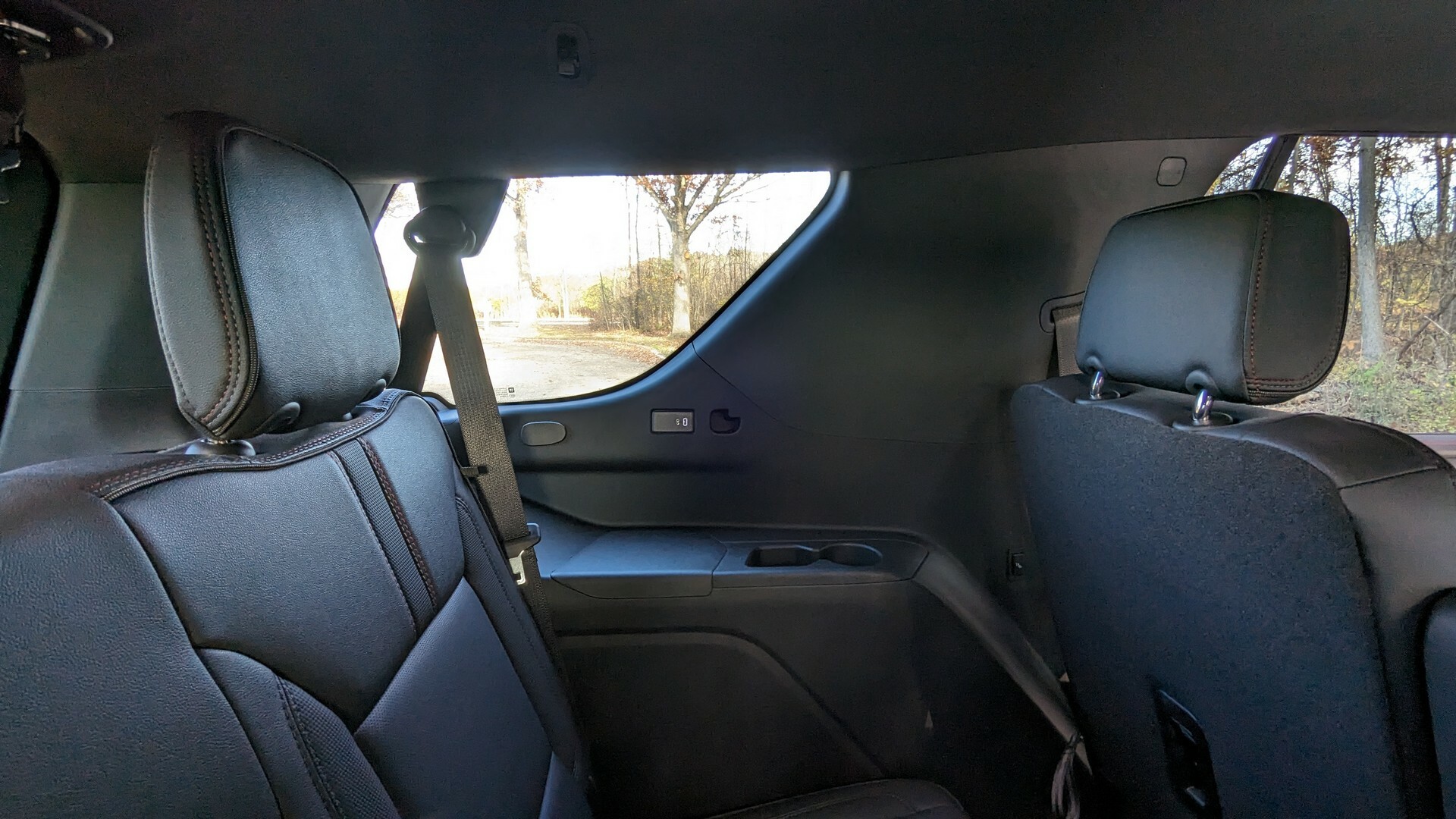 2023 Chevrolet Tahoe RST Performance Edition MG CarScoops 1105 214
