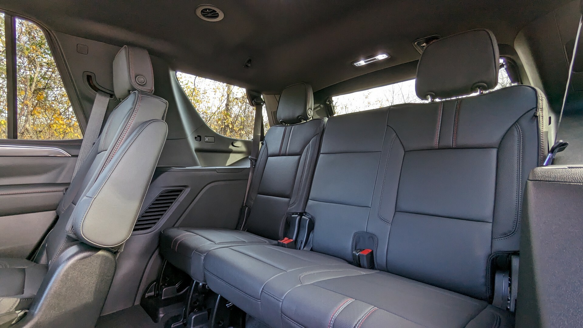 2023 Chevrolet Tahoe RST Performance Edition MG CarScoops 1105 234