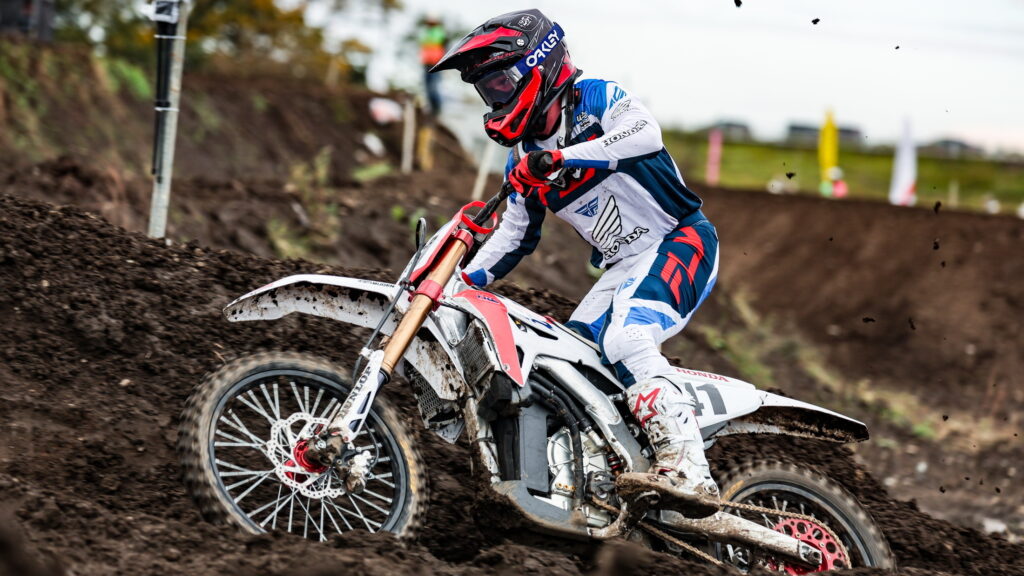  Honda’s Prototype Electric Dirt Bike Excels In Its First Official Motocross Race