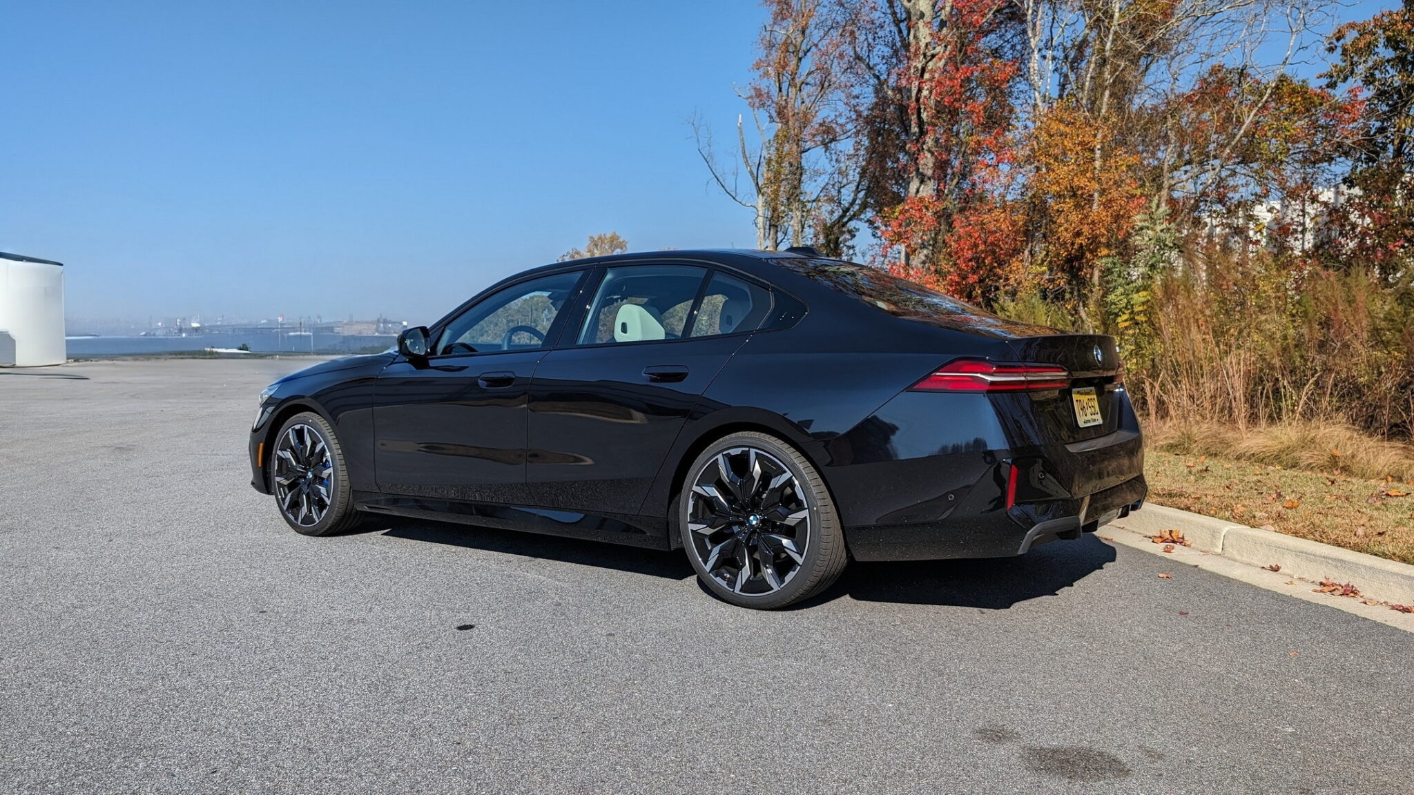 Review: The 2024 BMW 530i sDrive Does More With Less | Carscoops